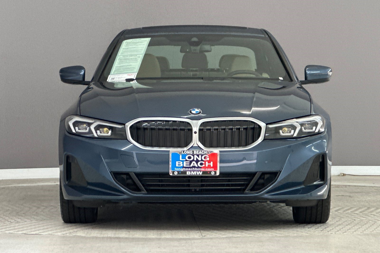 Certified 2025 BMW 330i Sedan RWD image 5