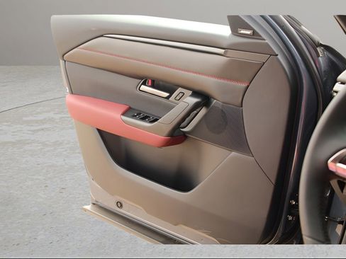 Certified 2025 MAZDA CX-50 AWD 2.5 Hybrid w/ Weather Package image 13