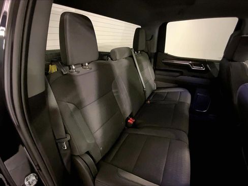 Used 2023 Chevrolet Silverado 1500 LT AWD/4WD image 25