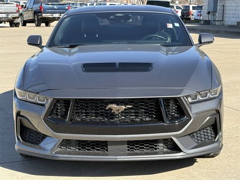 Used 2024 Ford Mustang GT Premium image 6