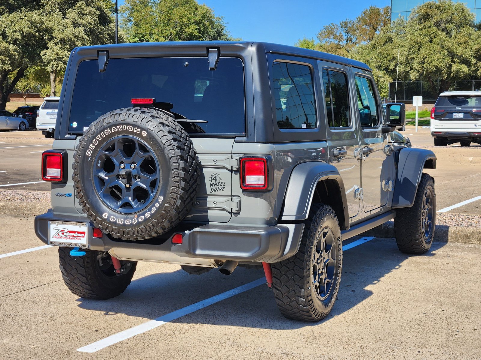 Used 2023 Jeep Wrangler Unlimited AWD/4WD image 6