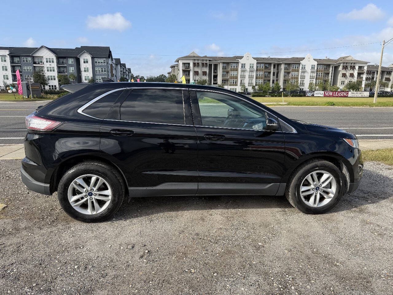 Used 2016 Ford Edge SEL w/ Equipment Group 201A AWD/4WD image 5