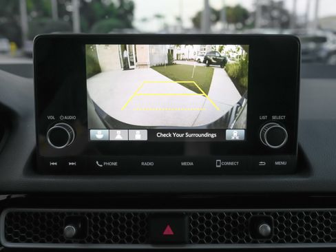 Used 2025 Honda Civic Sport image 14
