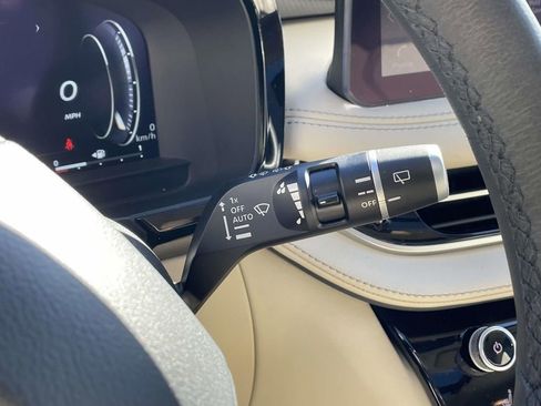 Used 2025 INFINITI QX60 Luxe image 23