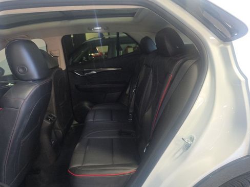 Used 2023 Buick Envision Essence w/ Technology Package I AWD/4WD image 7