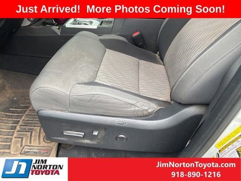 Used 2014 Toyota Tundra SR5 image 9
