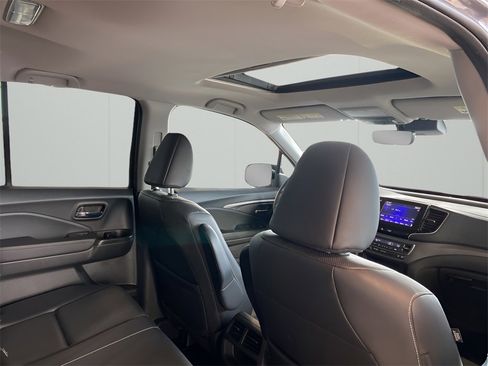 Used 2023 Honda Ridgeline RTL-E image 16