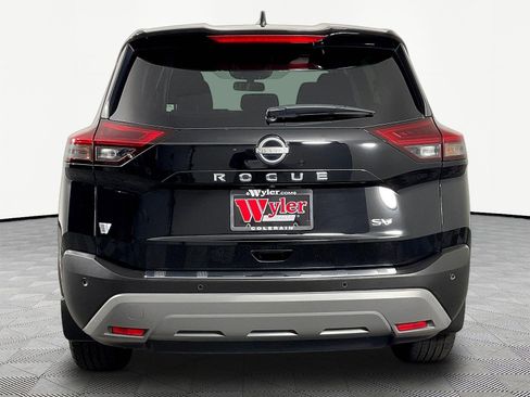 Certified 2023 Nissan Rogue SV FWD image 5