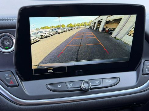 Used 2024 Chevrolet Blazer LT w/ Convenience Package FWD image 21