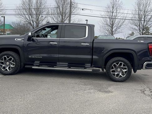 Used 2023 GMC Sierra 1500 SLT w/ SLT Premium Package image 4