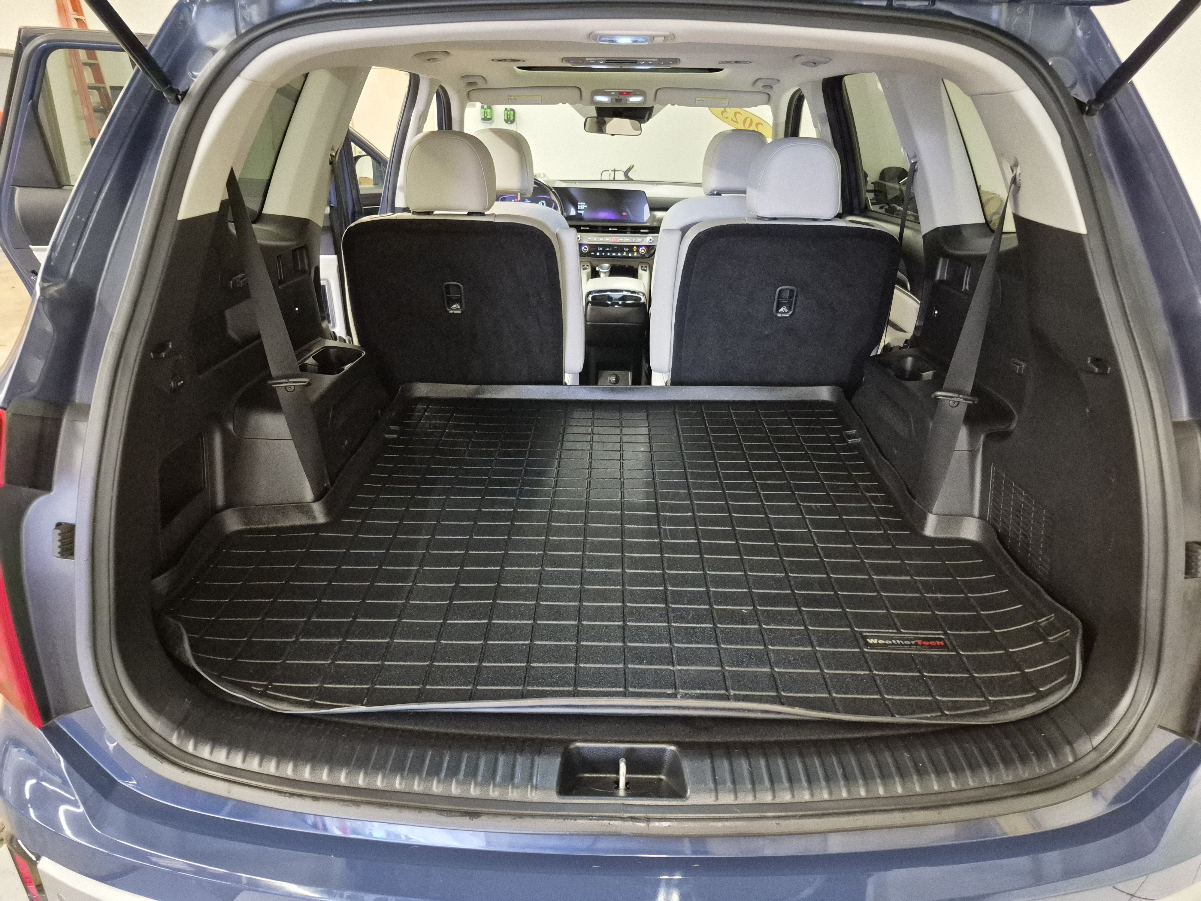 Used 2023 Kia Telluride S w/ S Sunroof Package AWD/4WD image 18