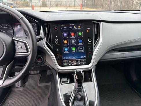 Used 2024 Subaru Outback Premium image 17