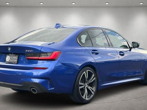 Used 2021 BMW 330i Sedan w/ M Sport Package RWD image 7