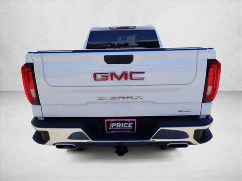 Used 2022 GMC Sierra 1500 SLT w/ X31 Off-Road Package AWD/4WD image 3