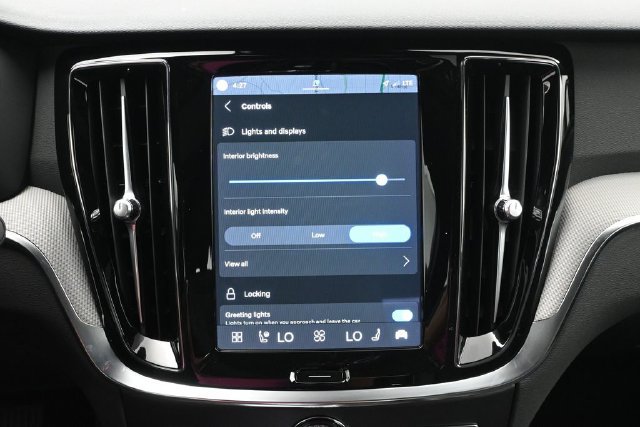 Certified 2024 Volvo S60 B5 Plus w/ Climate Package FWD image 18