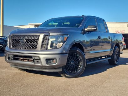 Used 2019 Nissan Titan SV w/ SV Convenience Package
