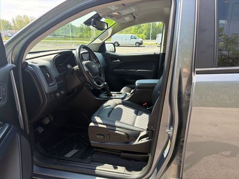 Used 2020 Chevrolet Colorado Z71 AWD/4WD image 10