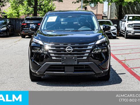 Used 2024 Nissan Rogue SV FWD image 11