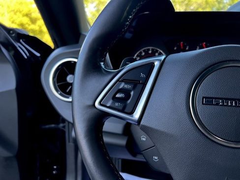 Used 2018 Chevrolet Camaro LT image 30