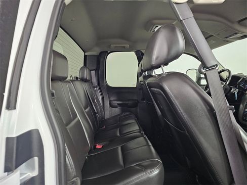 Used 2011 GMC Sierra 3500 SLT w/ SLT Convenience Package image 15