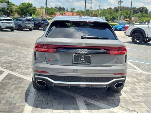 Used 2024 Audi RS Q8 AWD/4WD image 4