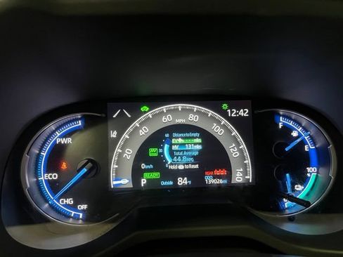 Used 2021 Toyota RAV4 SE w/ Weather & Moonroof Package AWD/4WD image 17