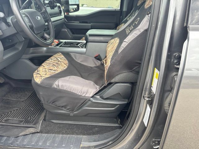 Used 2023 Ford F350 XLT w/ XLT Premium Package AWD/4WD image 8