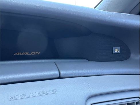 Used 2002 Toyota Avalon XLS image 20