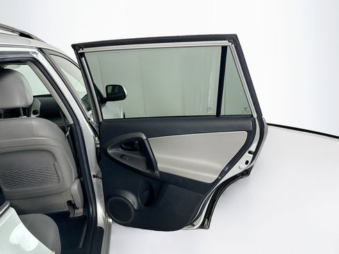 Used 2011 Toyota RAV4 Limited image 29