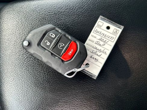 Used 2021 Jeep Wrangler Unlimited Sport AWD/4WD image 29