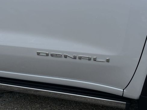 Used 2022 GMC Sierra 1500 Denali w/ Denali Reserve Package image 33