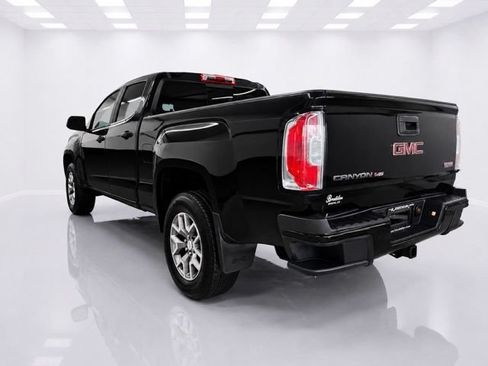 Used 2018 GMC Canyon All Terrain w/ Trailering Package AWD/4WD image 4