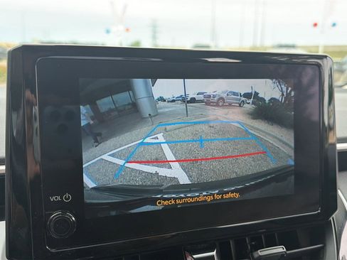 Used 2024 Toyota Corolla LE image 19