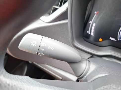 Used 2026 Toyota Corolla LE FWD image 22