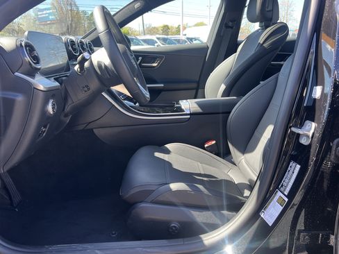 Used 2024 Mercedes-Benz C 300 4MATIC Sedan w/ Exclusive Trim Package image 16