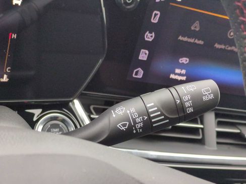 New 2026 Chevrolet Trax RS w/ Sunroof Package image 33