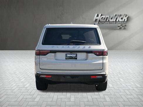 Used 2022 Jeep Wagoneer Series II w/ Premium Group I RWD image 9