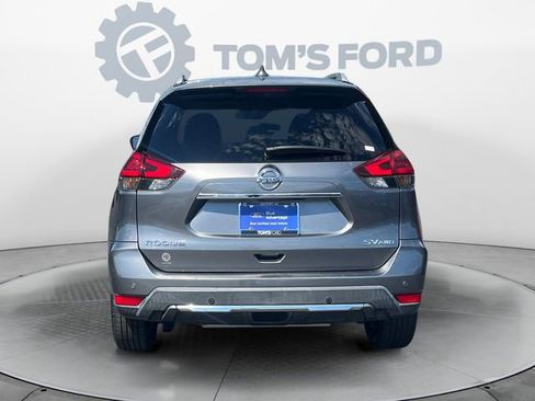 Used 2019 Nissan Rogue SV AWD/4WD image 4