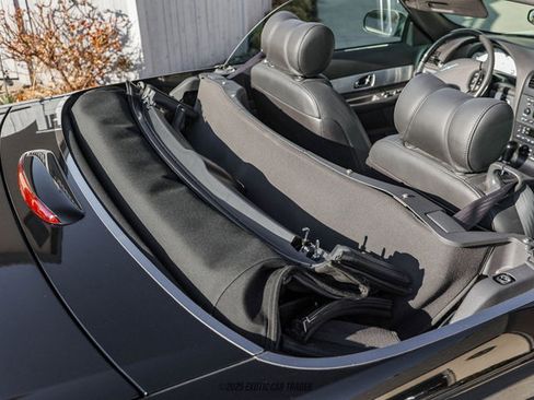 Used 2002 Ford Thunderbird Deluxe image 66