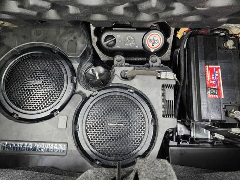Used 2017 Dodge Challenger SRT Hellcat RWD image 29
