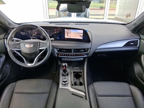 Used 2025 Cadillac CT5 Premium Luxury RWD image 8