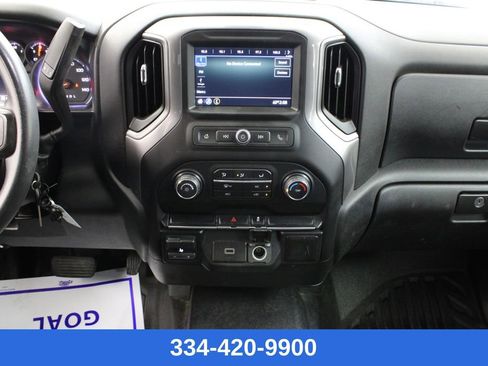 Used 2019 Chevrolet Silverado 1500 W/T w/ Trailering Package image 18