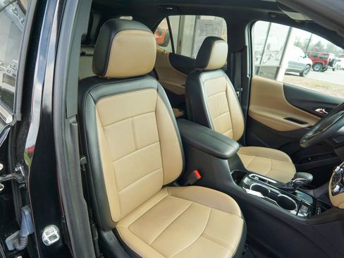 Used 2023 Chevrolet Equinox Premier FWD image 33