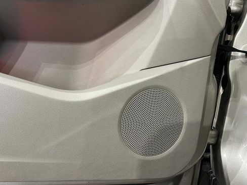 Used 2017 Ford Escape Titanium image 21