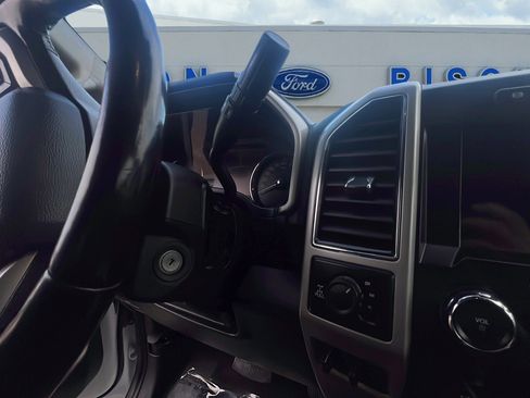 Used 2021 Ford F350 Lariat image 12