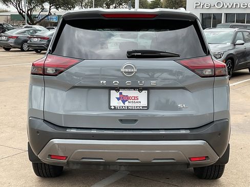 Used 2022 Nissan Rogue SL w/ SL Premium Package image 6