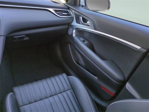 New 2026 Genesis G70 2.5T Prestige image 16