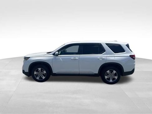 Used 2025 Honda Pilot EX-L image 5