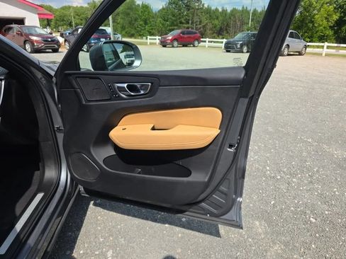 Used 2020 Volvo XC60 T5 Inscription AWD/4WD image 51