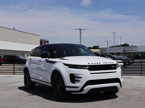 Certified 2026 Land Rover Range Rover Evoque Dynamic SE AWD/4WD image 3